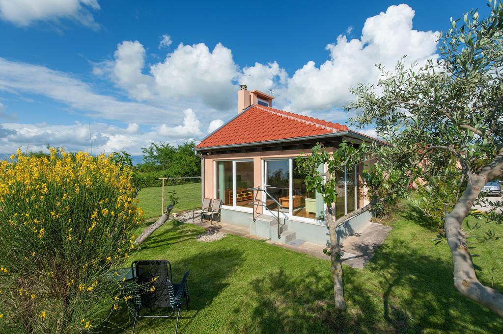 Holiday Home Frankie Paradise Затон Экстерьер фото